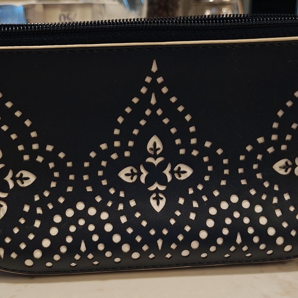 Vera Bradley Blue and White Women's Bag